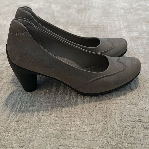 Ecco Grey Wingtip Leather Pumps Women’s Size 36 - Picture 7 of 11